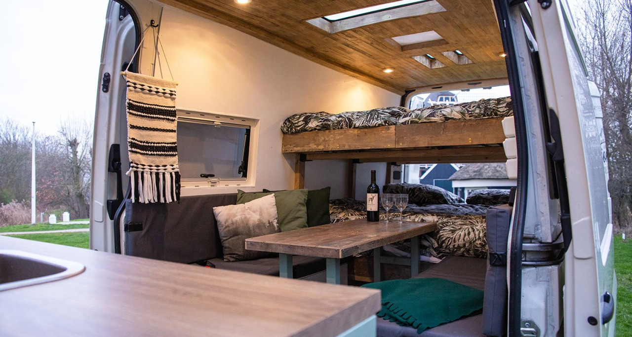 Camper pioneer portfolio camper huren 22