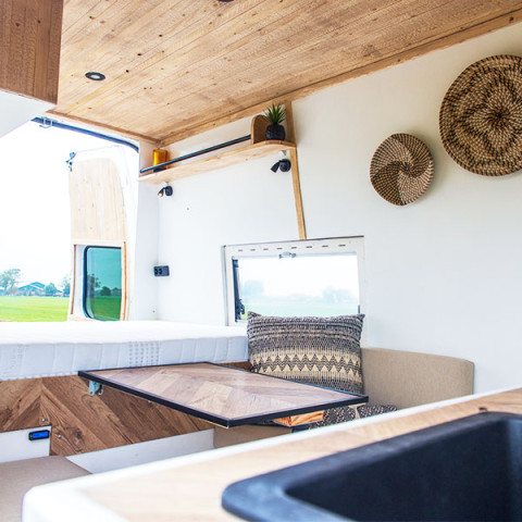 Camper pioneer portfolio ford transit zelfvoorzienend camper